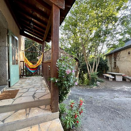 Parenthese En Foret - Lodge Baliveau Le Bez (Tarn) Exterior foto
